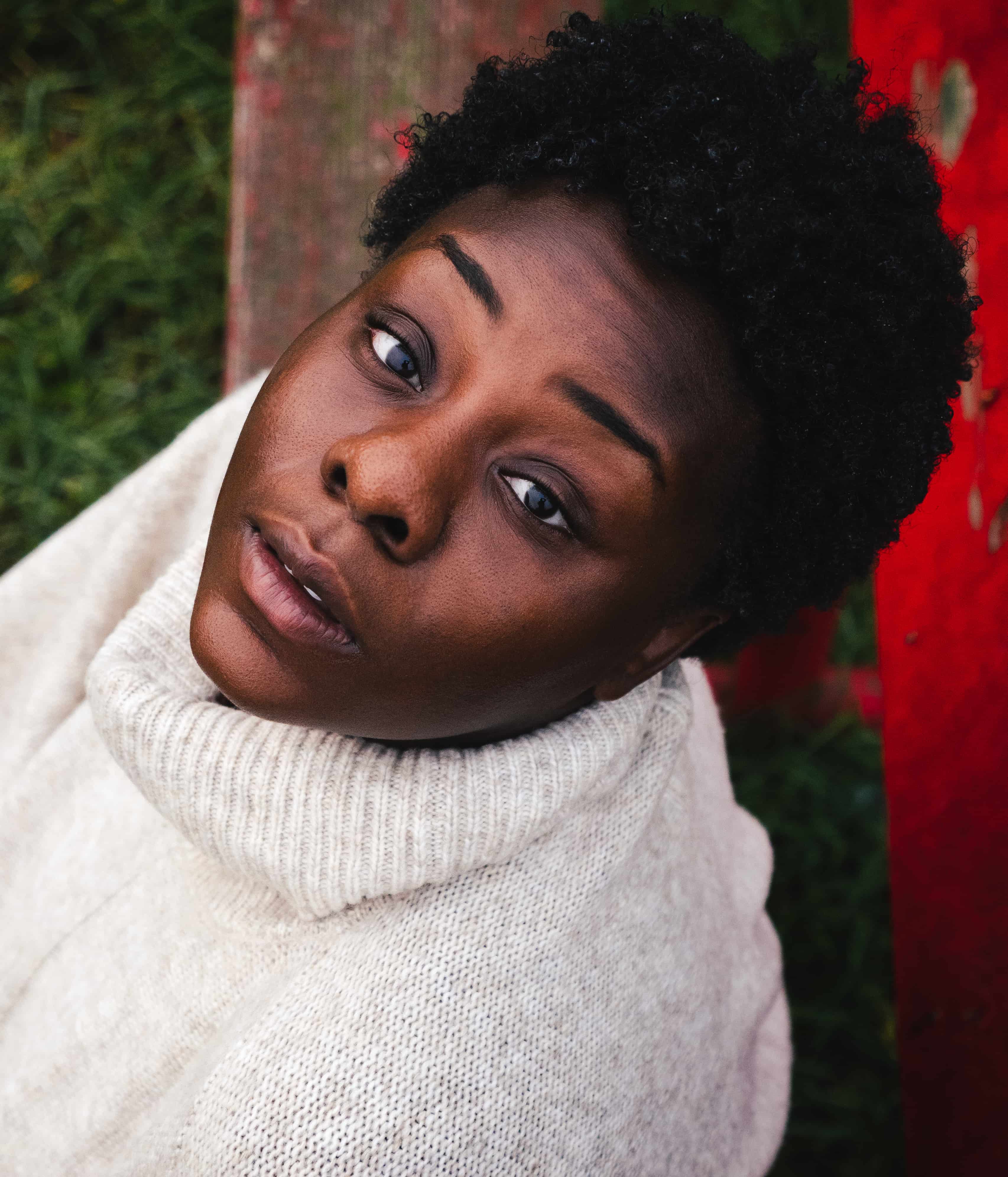 Portrait — bold season